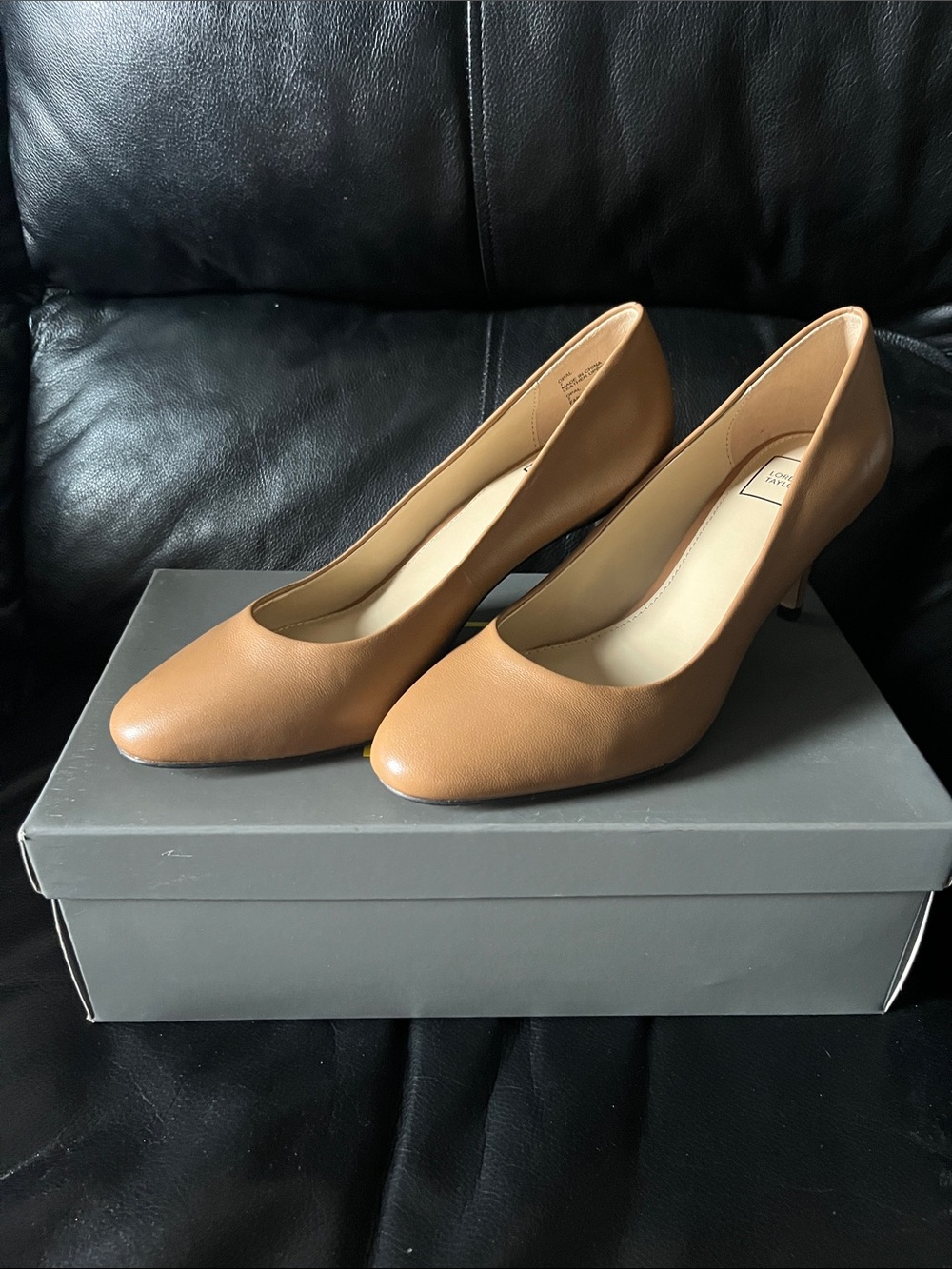 Lord & Taylor Tan Leather Rounded Toe Pumps